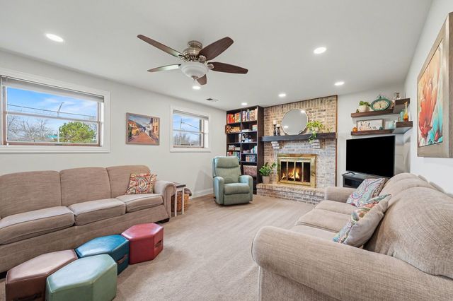 3604 192nd Street, Lansing, IL 60438