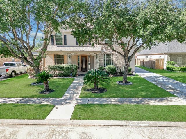 2104 Windy Shores Drive, Pearland, TX 77584