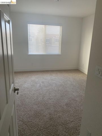 5725 Misty Wind CT, Carmichael, CA 95608