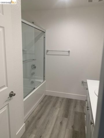 5725 Misty Wind CT, Carmichael, CA 95608