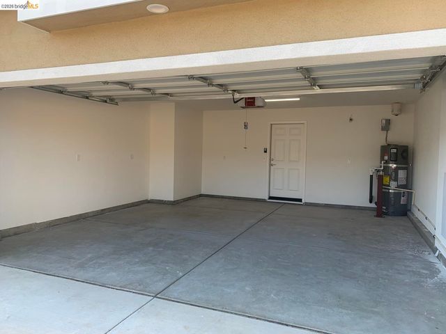 5725 Misty Wind CT, Carmichael, CA 95608