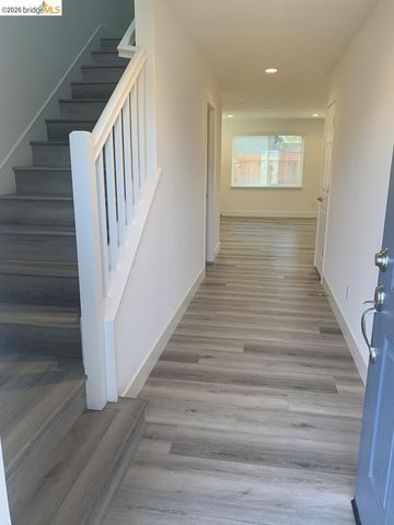 5725 Misty Wind CT, Carmichael, CA 95608