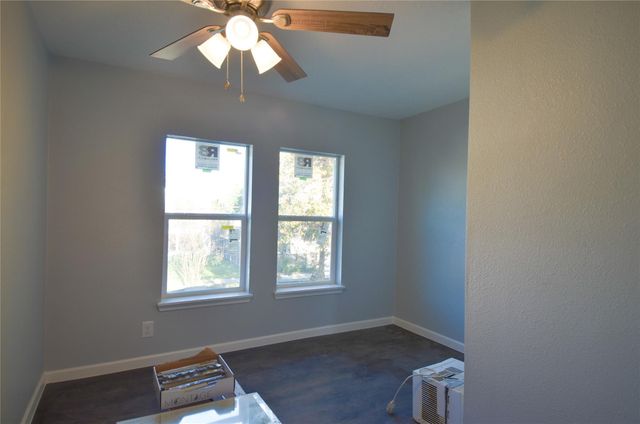 103 Cosmos Street 3, Houston, TX 77009