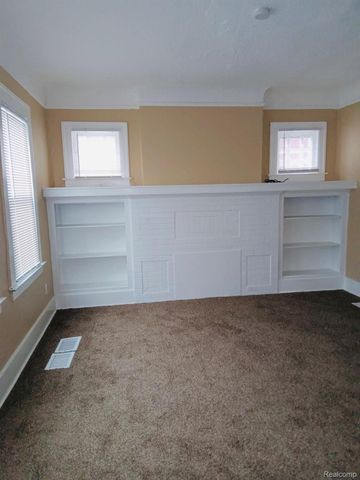 4215 DICKERSON Street, Detroit, MI 48215