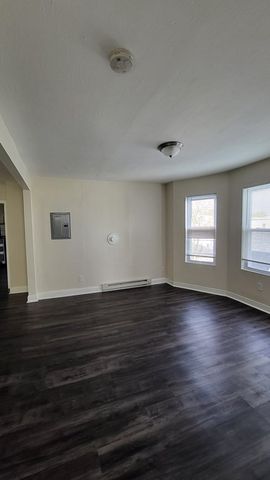 145 4th Street 3, Leominster, MA 01453