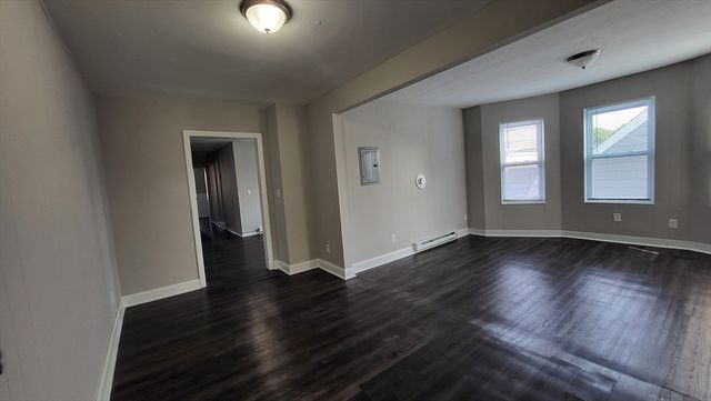 145 4th Street 3, Leominster, MA 01453