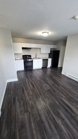 145 4th Street 3, Leominster, MA 01453