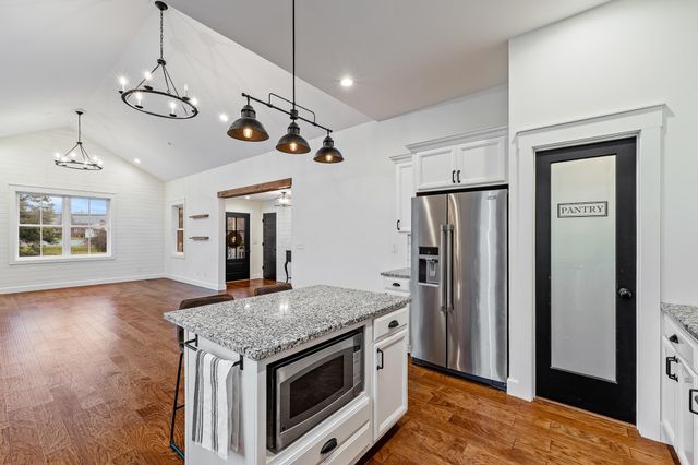 705 Kuhn Street, Barboursville, WV 25504