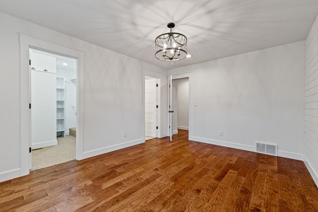 705 Kuhn Street, Barboursville, WV 25504