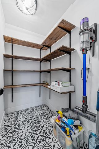 705 Kuhn Street, Barboursville, WV 25504