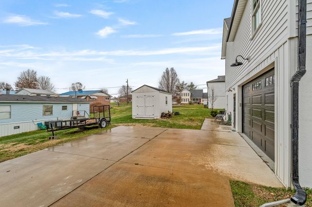 705 Kuhn Street, Barboursville, WV 25504