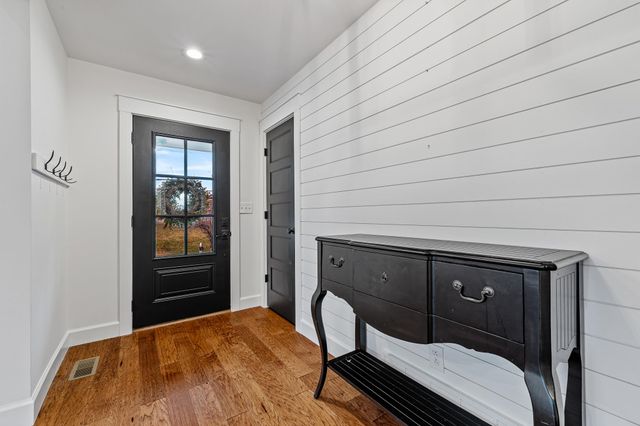 705 Kuhn Street, Barboursville, WV 25504