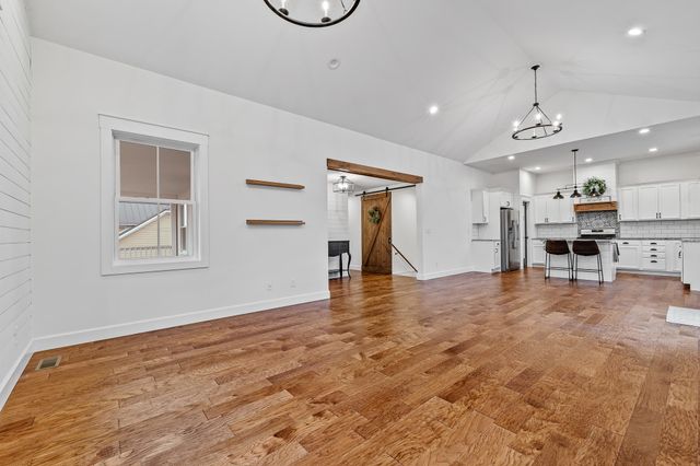 705 Kuhn Street, Barboursville, WV 25504