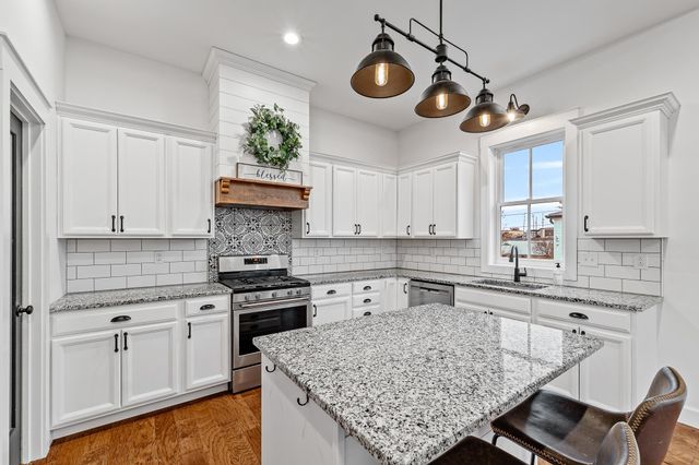 705 Kuhn Street, Barboursville, WV 25504