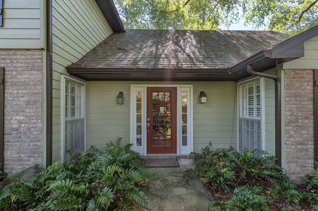 6080 NE Canterbury Drive, Columbus, GA 31909