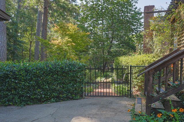 6080 NE Canterbury Drive, Columbus, GA 31909