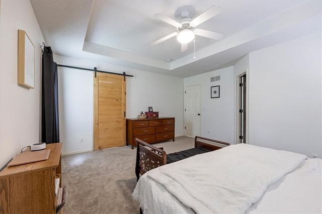 901 Colonial Drive, Pleasant Hill, MO 64080