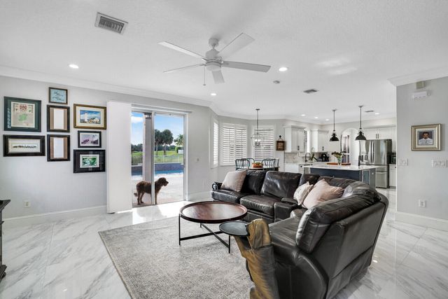 2176 Bellcrest Circle, Royal Palm Beach, FL 33411