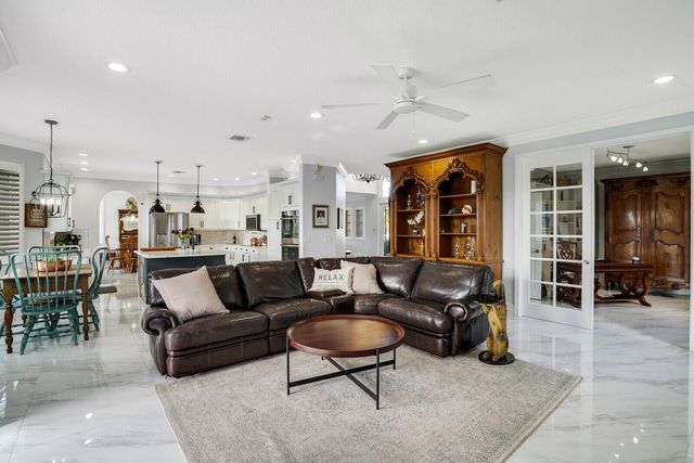 2176 Bellcrest Circle, Royal Palm Beach, FL 33411