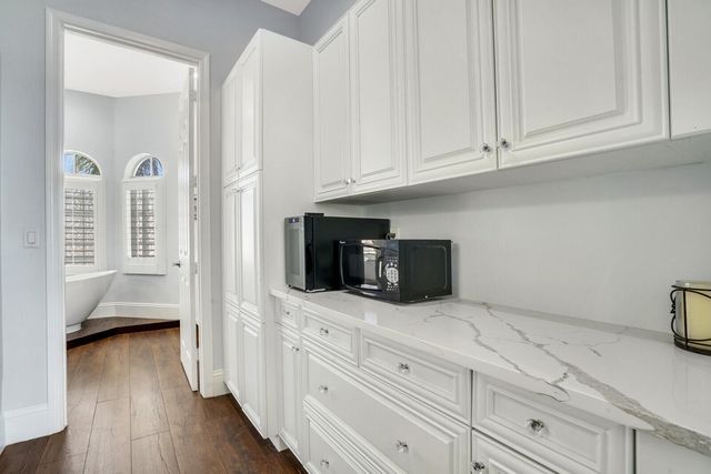 2176 Bellcrest Circle, Royal Palm Beach, FL 33411