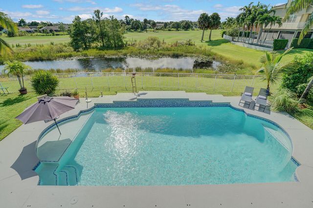 2176 Bellcrest Circle, Royal Palm Beach, FL 33411