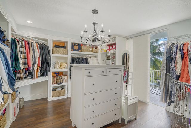 2176 Bellcrest Circle, Royal Palm Beach, FL 33411