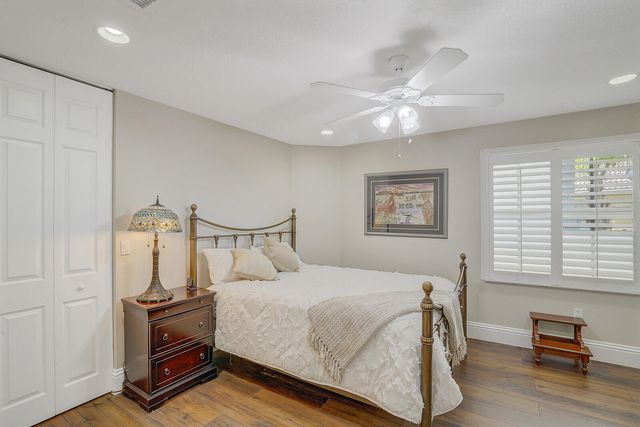 2176 Bellcrest Circle, Royal Palm Beach, FL 33411