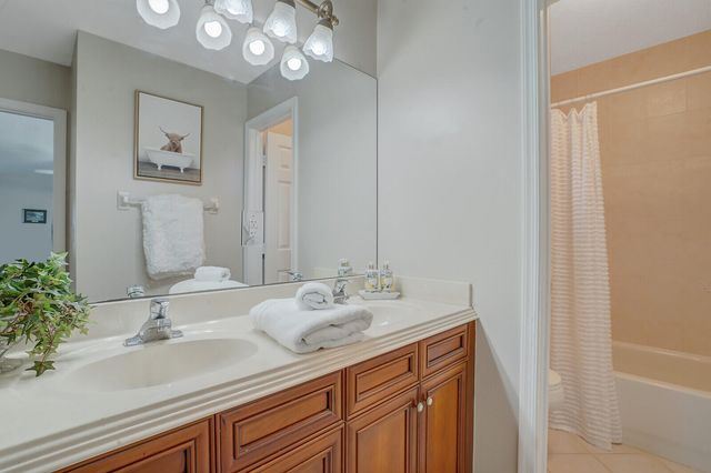 2176 Bellcrest Circle, Royal Palm Beach, FL 33411