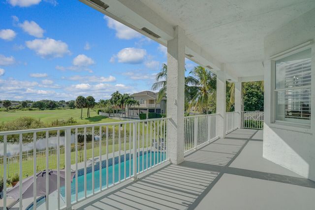 2176 Bellcrest Circle, Royal Palm Beach, FL 33411
