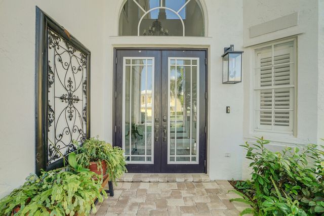 2176 Bellcrest Circle, Royal Palm Beach, FL 33411