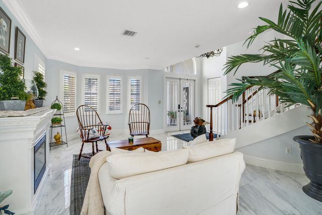 2176 Bellcrest Circle, Royal Palm Beach, FL 33411