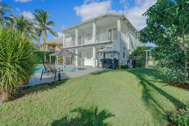 2176 Bellcrest Circle, Royal Palm Beach, FL 33411