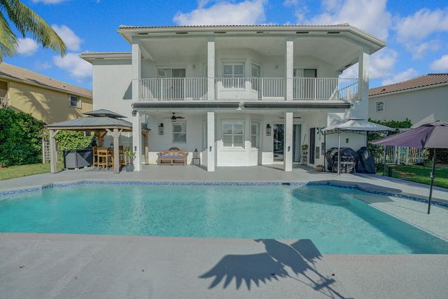 2176 Bellcrest Circle, Royal Palm Beach, FL 33411