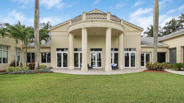 2176 Bellcrest Circle, Royal Palm Beach, FL 33411