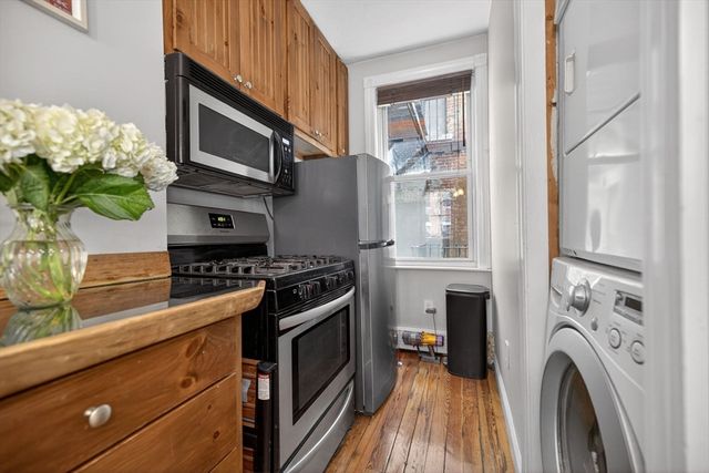 22 Irving 3, Boston, MA 02114