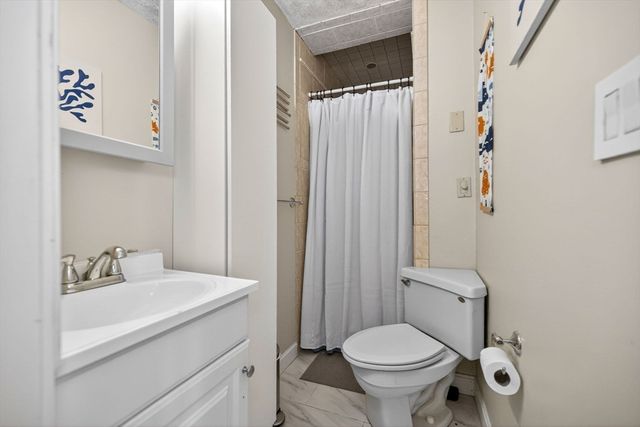 22 Irving 3, Boston, MA 02114