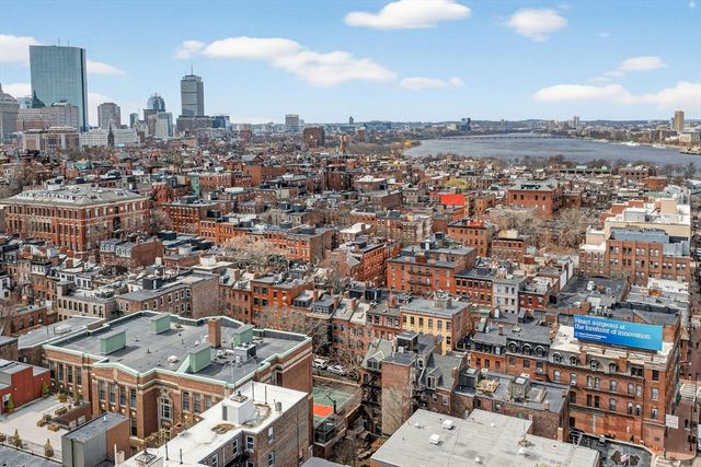 22 Irving 3, Boston, MA 02114