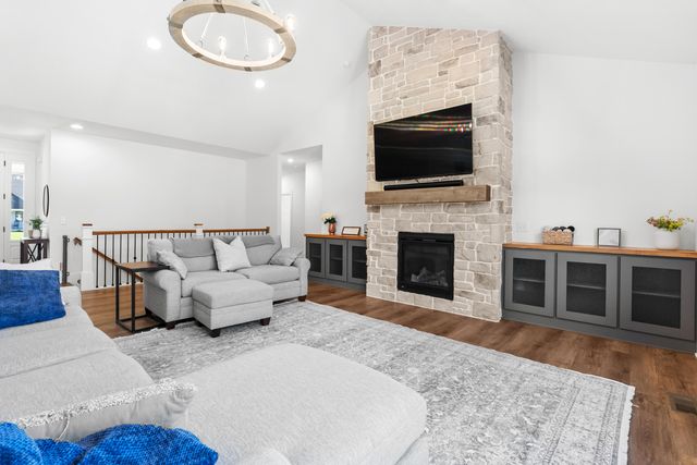 10948 Mystic Heights Trail, Oshtemo Twp, MI 49071