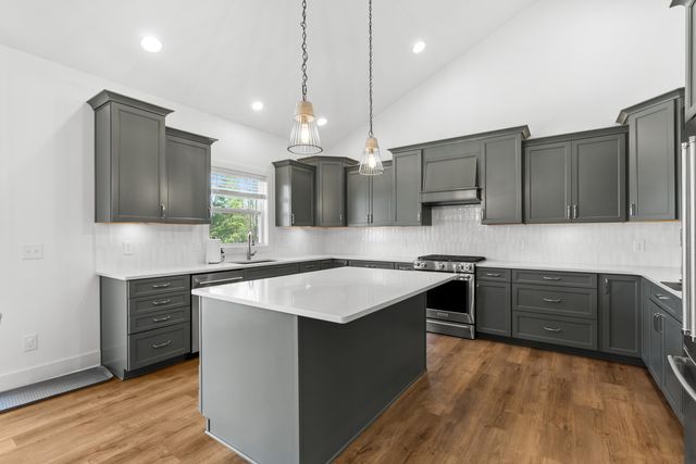 10948 Mystic Heights Trail, Oshtemo Twp, MI 49071