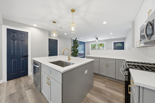 21727 Clyde Avenue, Sauk Village, IL 60411