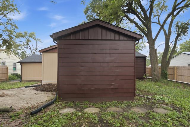 21727 Clyde Avenue, Sauk Village, IL 60411
