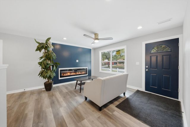 21727 Clyde Avenue, Sauk Village, IL 60411