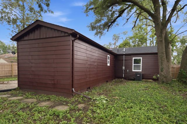 21727 Clyde Avenue, Sauk Village, IL 60411
