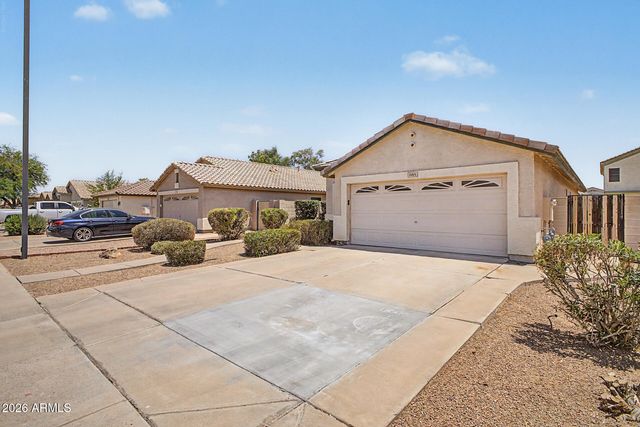 685 E CANTEBRIA Drive, Gilbert, AZ 85296