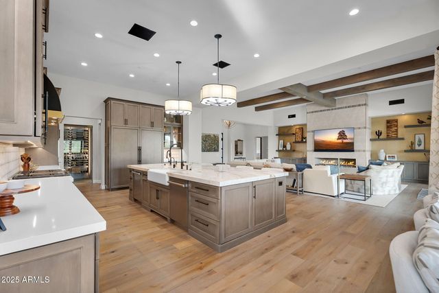 10281 E ANIKO Drive, Scottsdale, AZ 85262