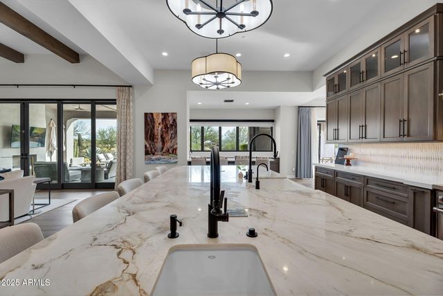 10281 E ANIKO Drive, Scottsdale, AZ 85262