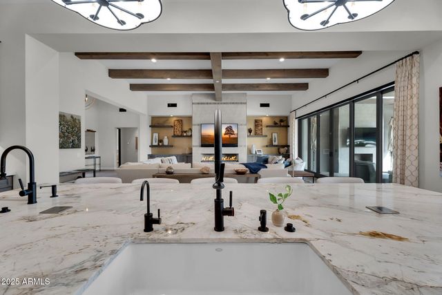 10281 E ANIKO Drive, Scottsdale, AZ 85262