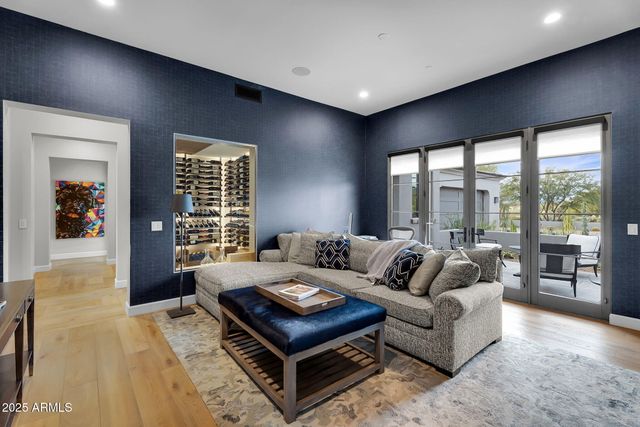 10281 E ANIKO Drive, Scottsdale, AZ 85262