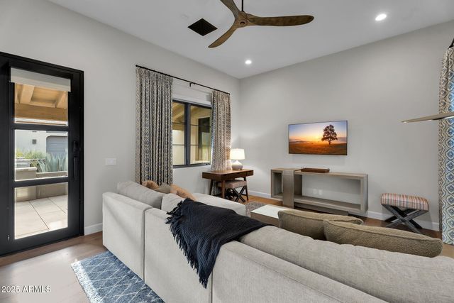 10281 E ANIKO Drive, Scottsdale, AZ 85262