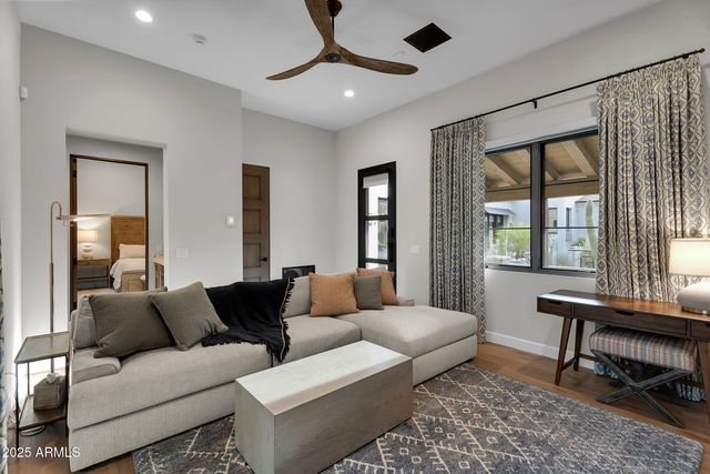 10281 E ANIKO Drive, Scottsdale, AZ 85262